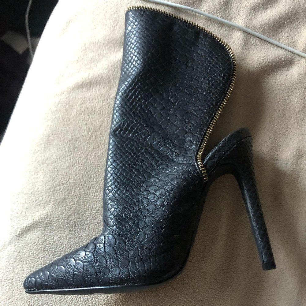 Crock Akira Stylish Heels